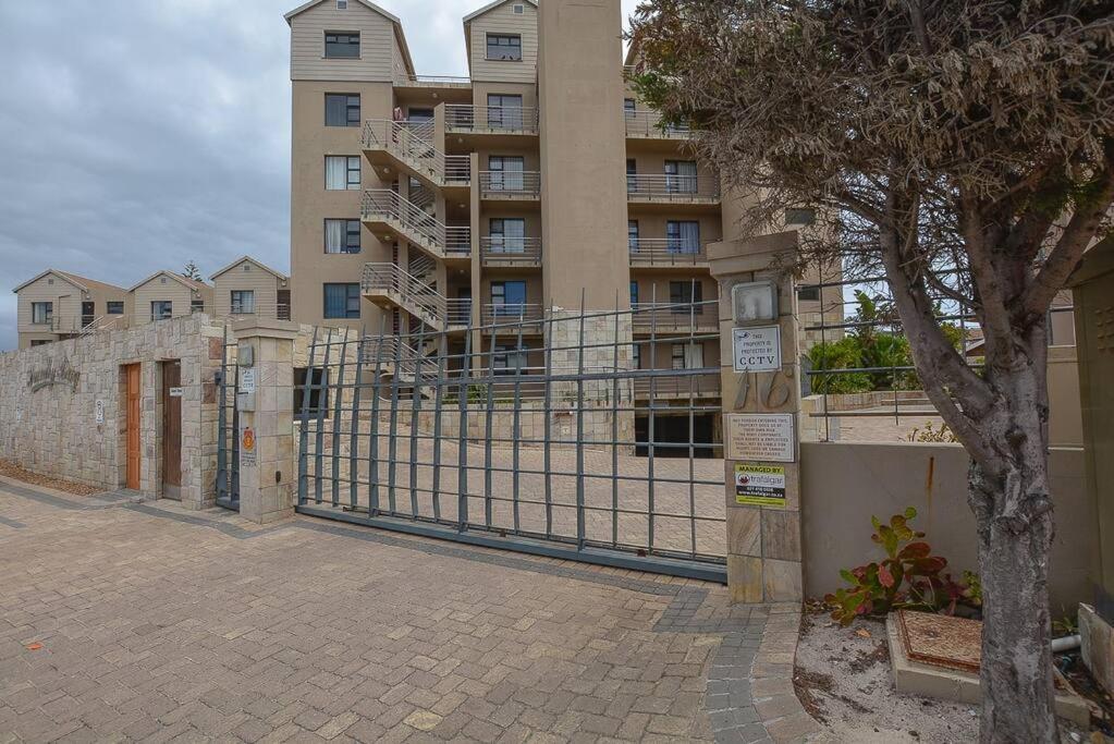 Apartment Ground Floor - Walk To The Beach! Kapstadt